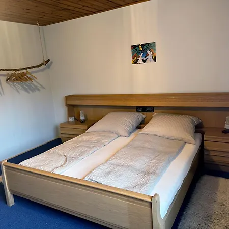 Semesterbostad Gluecklich Am Bach