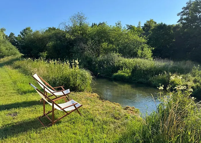 Gluecklich Am Bach Tatil Evi *